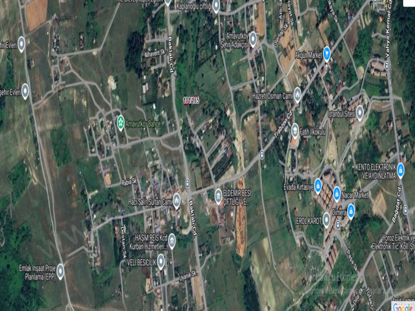Arnavutköy Tayakadın Satılık Arsa , 437 M2  Merkezde Evlerin Yakını Yolu Var