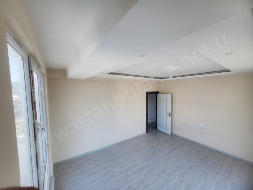 Arnavutköy Boğazköy Mh Satılık Daire , 2+1 90 m2 Masrafsız Ara Kat 