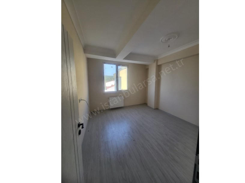 Arnavutköy Boğazköy Mh Satılık Daire , 2+1 90 m2 Masrafsız Ara Kat 
