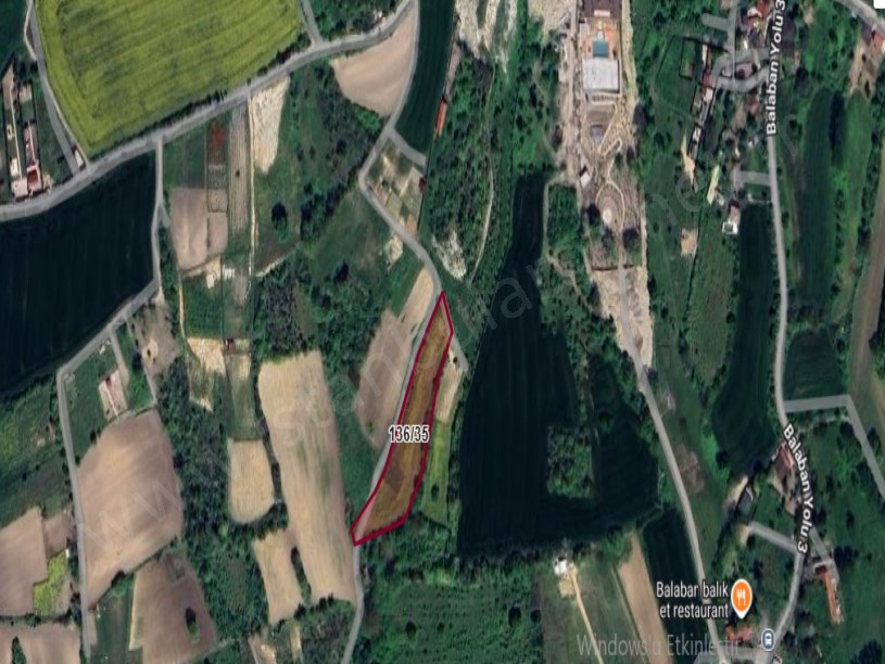 Arnavutköy Balabanda Satılık Arsa , 142 M2 Çevrili Yolu Var 