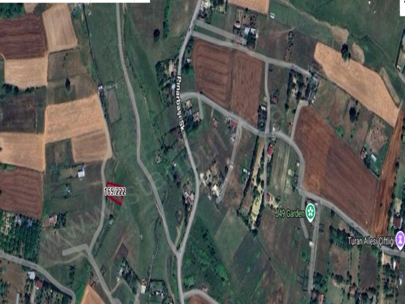 Arnavutköy Tayakadın Satılık Arsa , 222 M2 Merkezde Yolu Var Hisseli