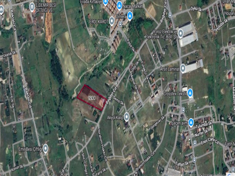 Arnavutköy Taşolukta Satılık Arsa , 150 M2 Cadde Cephe Hisseli