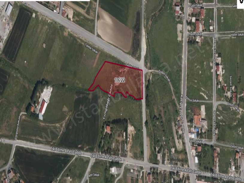 Arnavutköy Çilingirde Satılık Arsa ,  177 m2 Merkezde Hisseli Yolu Var