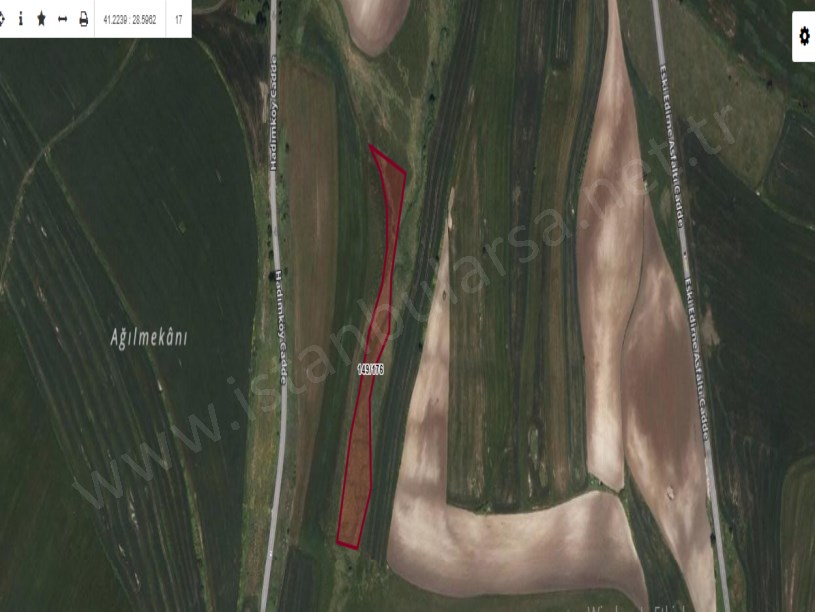 Arnavutköy Yassıörende Satılık Arsa , 1,200 m2 Evlerin Yakını Hisseli 