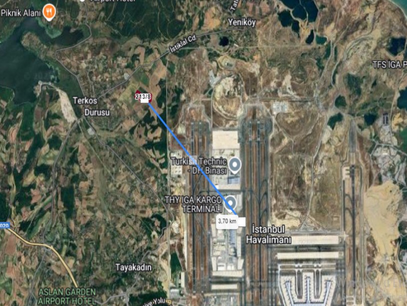  Arnavutköy Yeniköyde Satılık Arsa , 1,061 M2 Hisseli Yolu Var Evlerin Yakını