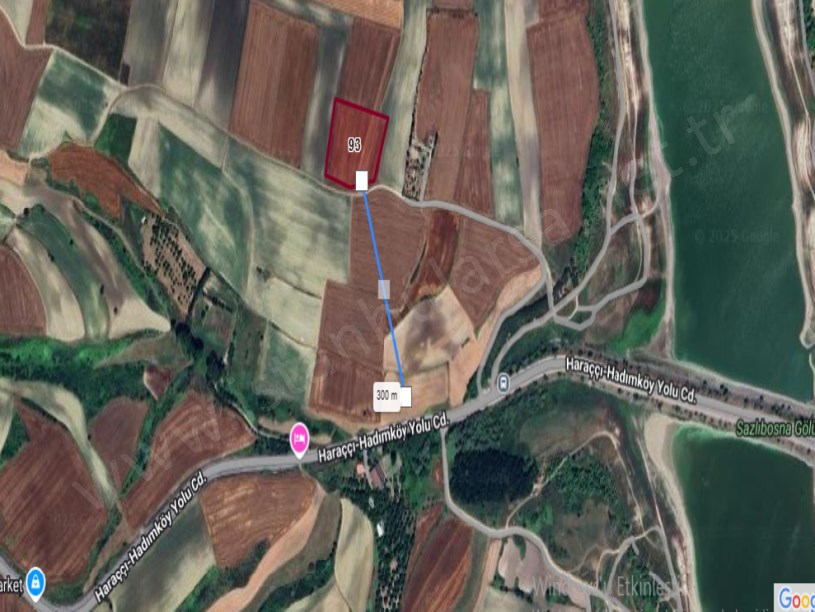 Arnavutköy Sazlıbosna Satılık Arsa , 267 M2 Yolu Var Evlerin Yakını İmarlı 