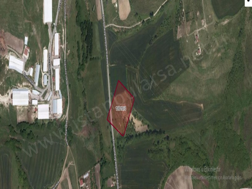 Arnavutköy Boyalıkta Satılık Arsa , 776 m2 Cadde Cephe Hisseli İmarlı 