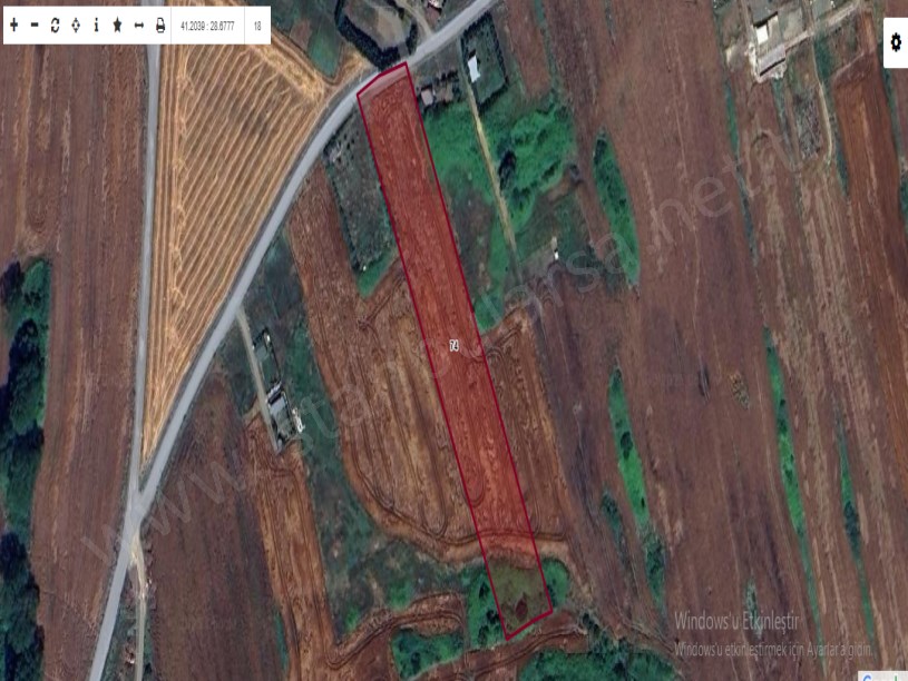 Arnavutköy Haraççıda Satılık Tarla , 7 , 250 m2 Müstakil Yolu Var