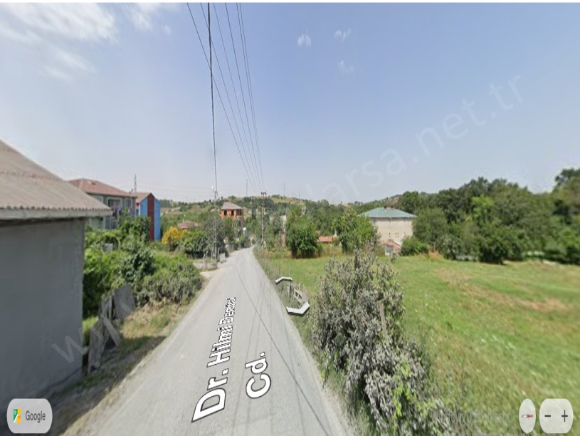Arnavutköy Taşolukta Satılık Tarla , 2,900 m2 Merkezde Cadde Cephe Müstakil 