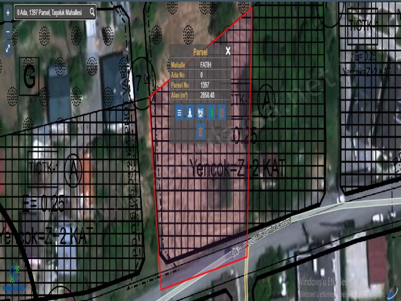 Arnavutköy Taşolukta Satılık Tarla , 2,900 m2 Merkezde Cadde Cephe Müstakil 