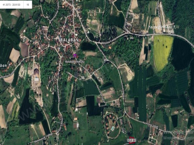 Arnavutköy Balabanda Satılık Arsa , 253 m2 Yolu Var Evlerin Yakını Çevrili