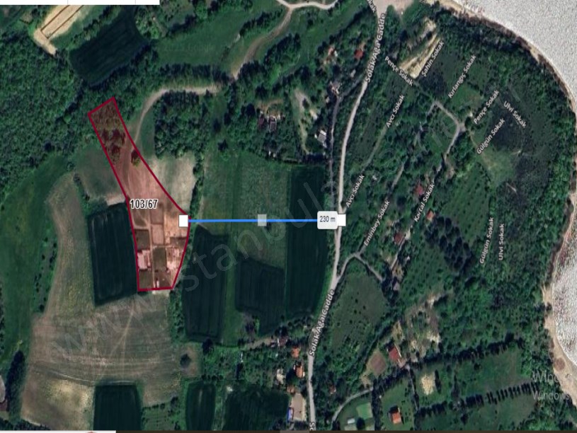 Arnavutköy Balabanda Satılık Arsa , 1,061 M2 Göl Manzaralı  Evlerin Yakını Hisseli