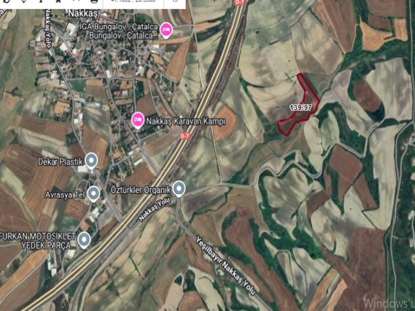 Çatalca Nakkaşta  Satılık Arsa , 365 m2 Yolu Var Hisseli