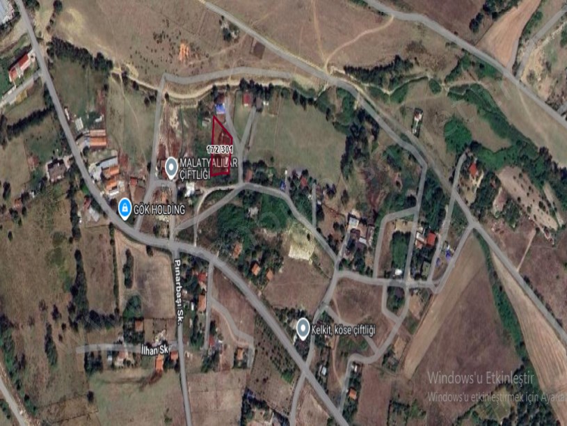 Arnavutköy Tayakadın Satılık Arsa , 236 m2 Yolu Var Evlerin Yakını 
