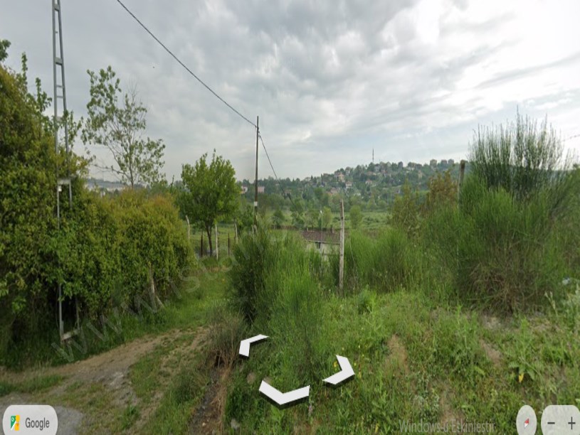 Arnavutköy Tayakadın Satılık Arsa , 236 m2 Yolu Var Evlerin Yakını 