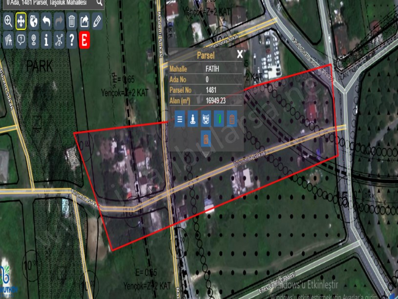 Arnavutköy Taşolukta Satılık Arsa , 300 m2 Cadde Cephe Hisseli İmarlı Merkezde