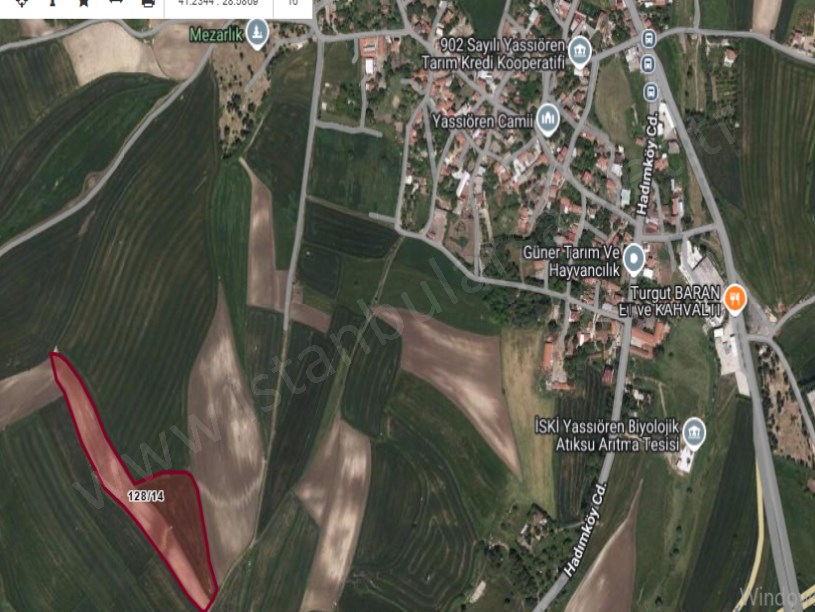 Arnavutköy Yassıörende Satılık Arsa , 500 m2 Yolu var Hisseli 