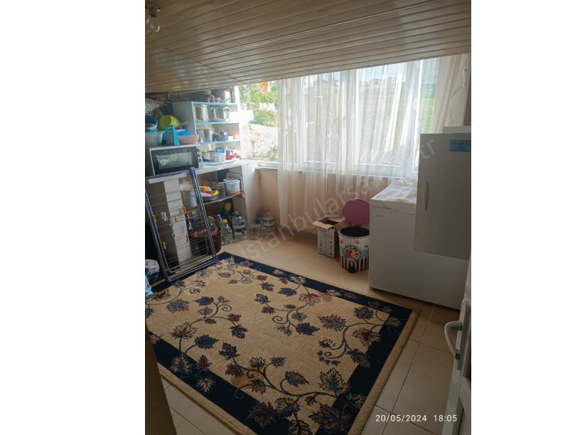 Arnavutköy Taşolukta Satılık  3 Katlı Bina  , 110 m2  Yapı Kayıt Belgeli  Müstakil