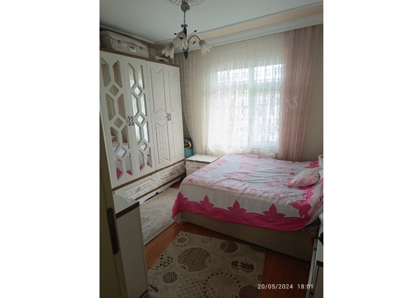 Arnavutköy Taşolukta Satılık  3 Katlı Bina  , 110 m2  Yapı Kayıt Belgeli  Müstakil