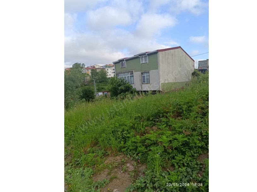 Arnavutköy Taşolukta Satılık  3 Katlı Bina  , 110 m2  Yapı Kayıt Belgeli  Müstakil