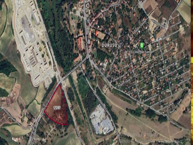 Arnavutköy Baklalıda Satılık Arsa , 3,300 m2 Cadde cephe  Hisseli 