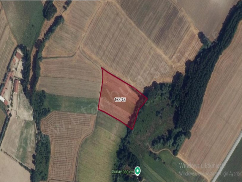 Tekirdağ Saray Sofularda Satılık Arsa , 933 m2 Yolu Var Hisseli
