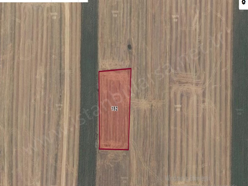 Kırklareli Pehlivanköy Doğanca Köyünde Satılık Arsa ,  246 m2 Hisseli 