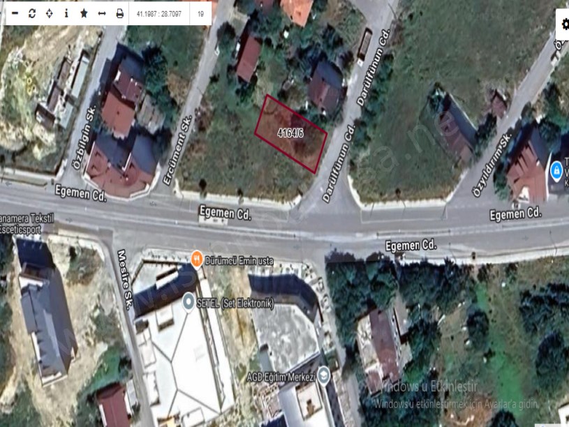 Arnavutköy Taşolukta Satılık Arsa , 325 M2  Yolu Var Merkezde Evlerin Yakını 
