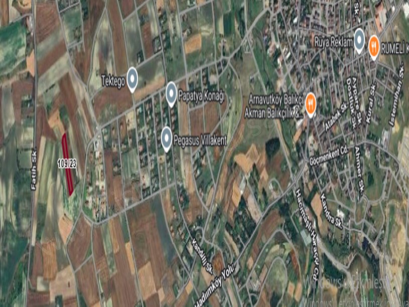 Arnavutköy Çilingirde Satılık Arsa , 345 M2 Hisseli Evlerin Yakını  Yolu Var 