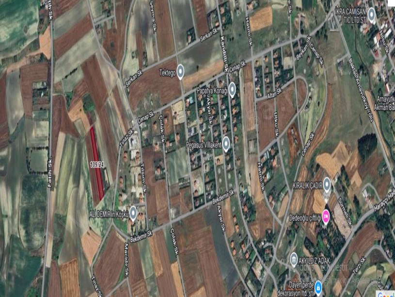 Arnavutköy Çilingirde Satılık Arsa , 82 m2 Hisseli Yolu Var Evlerin Yakını 
