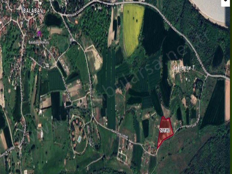Arnavutköy Balabanda Satılık Arsa , 573 m2 Yolu var Evlerin Yakını 