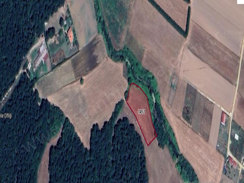 Çatalca Belgratta Satılık Arsa , 373 M2 Yolu Var Evlerin Yakını 