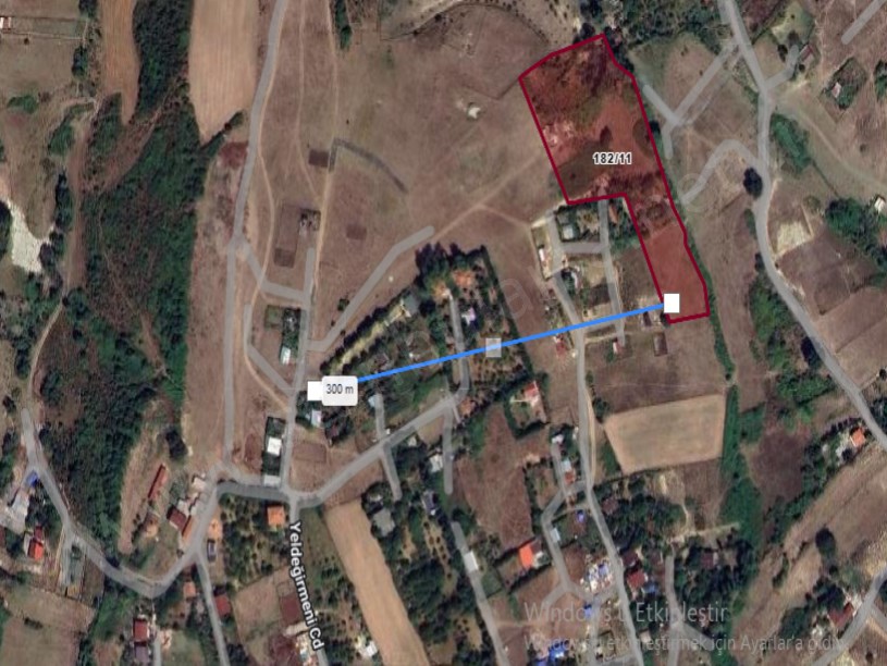 Arnavutköy Tayakadın Satılık Arsa , 320 m2 Yolu Var Evlerin Yakını 