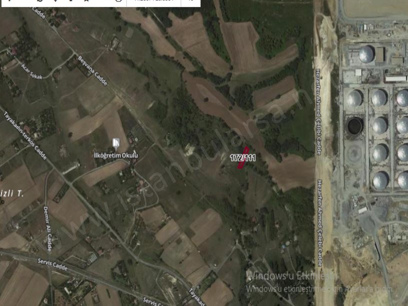 Arnavutköy Tayakadın Satılık Arsa , 185 M2  Yolu Var Evlerin Yakını Hisseli