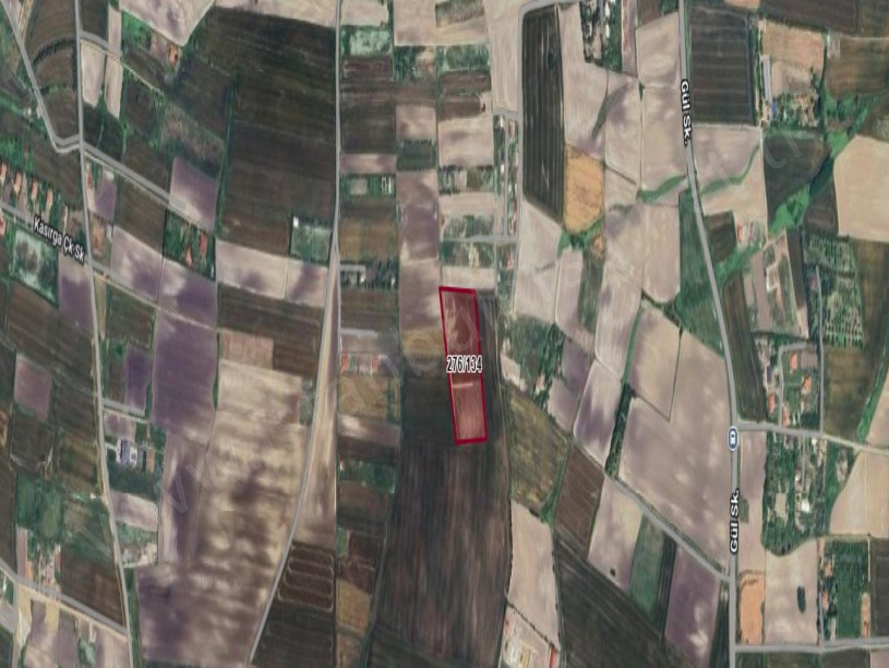 Çatalca Kestanelikte Satılık Arsa  , 5,439 m2  Etrafı Çevrili Yolu Var 