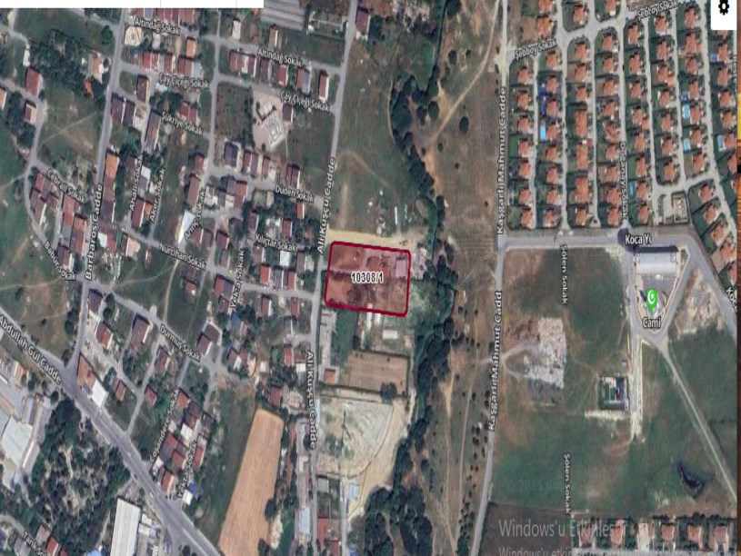 Arnavutköy İmrahorda Satılık Arsa , 81 m2 Cadde Cephe Merkezde Hisseli 