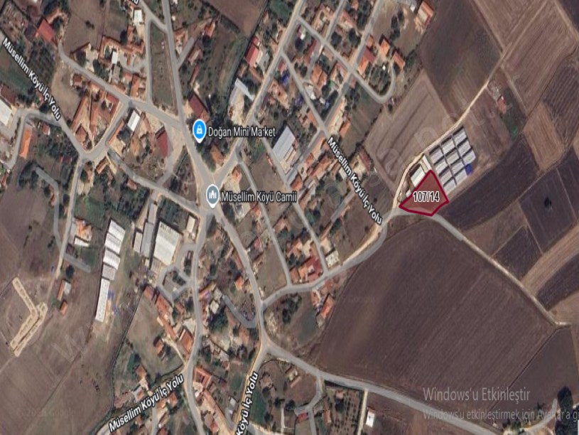 Kırklareli Vize  Müsellim Köyünde Satılık Tarla  , 1,350  M2  Merkezde Hisseli  