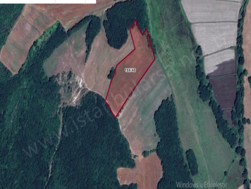 Çatalca Çiftlikköyde Satılık Arsa ,  970 M2  Yolu Var Muvafakatnameli  Çaplı 