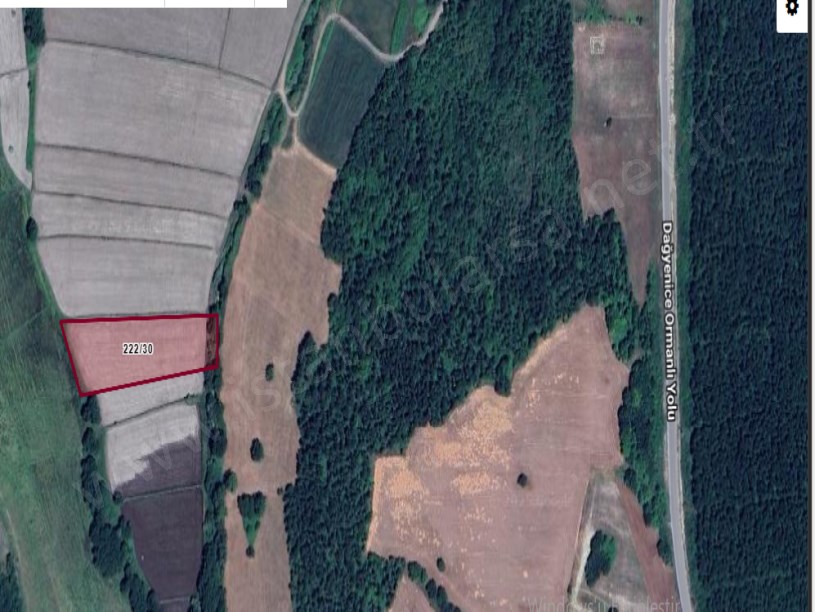 Çatalca Çiftlikköyde Satılık Arsa ,  250 M2 Hisseli Yolu Var 