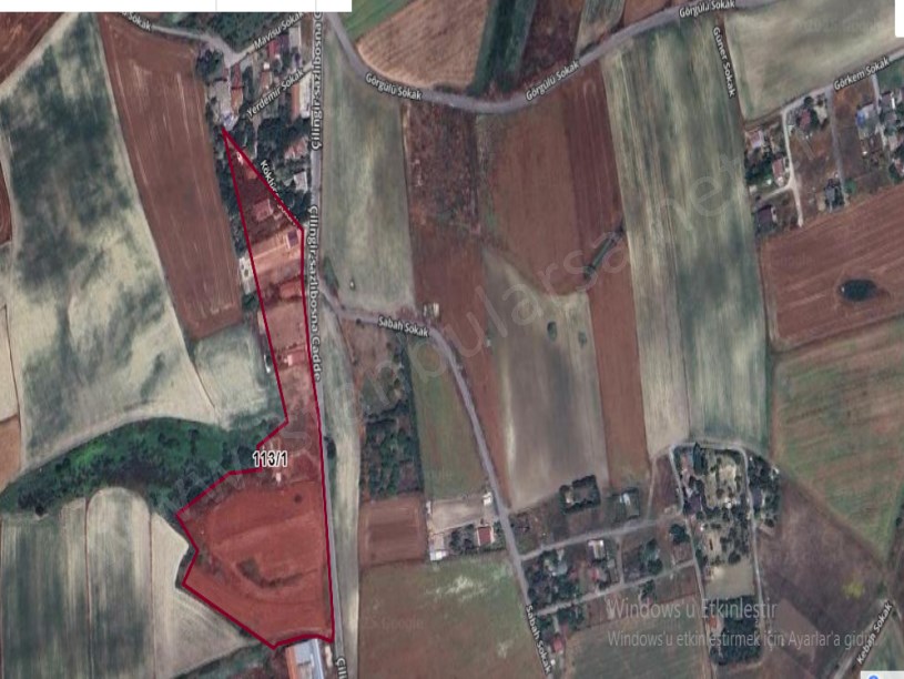Arnavutköy Çilingirde Satılık Arsa , 323 M2 Hisseli Cadde Cephe 