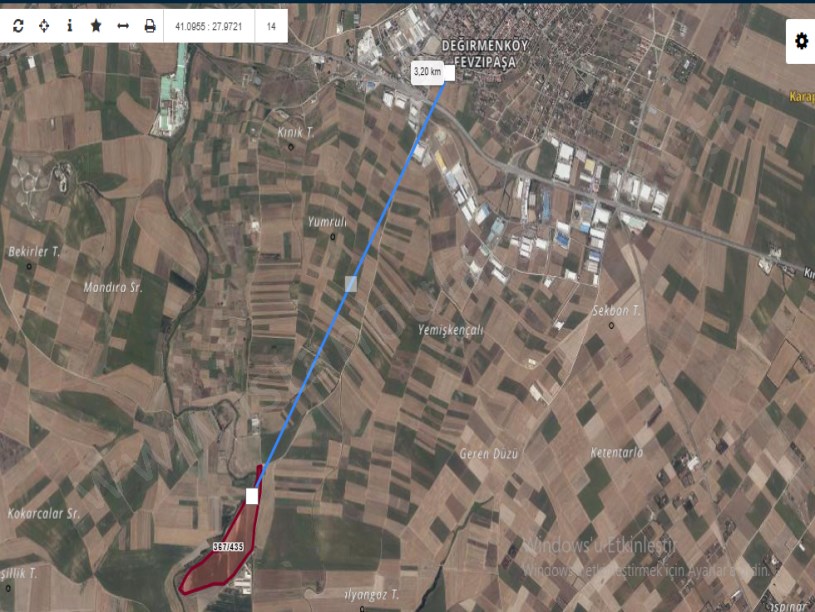 Silivri Değirmenköyde Satılık Arsa , 912 m2 Çevrili Yola Cephe Hisseli 