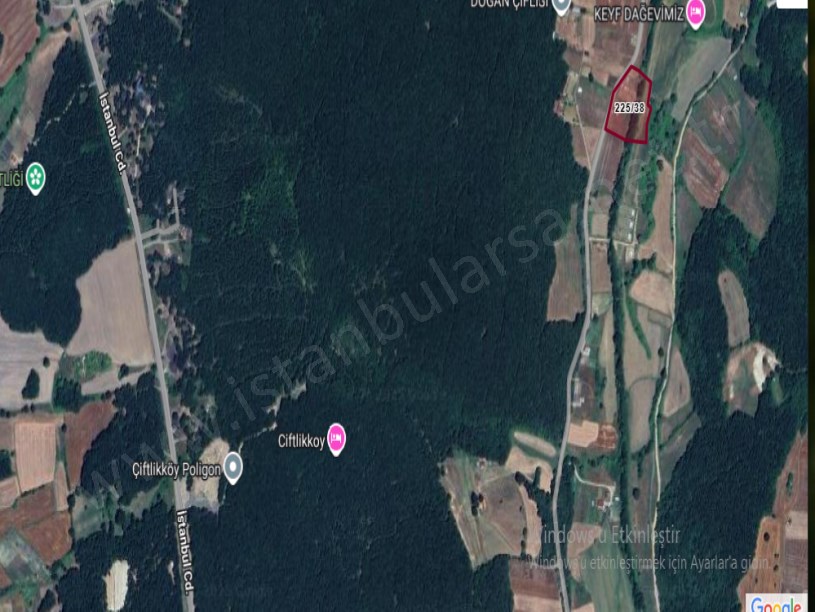 Çatalca Çiftlikköyde Satılık Arsa ,  291 M2 Hisseli Yolu Var 