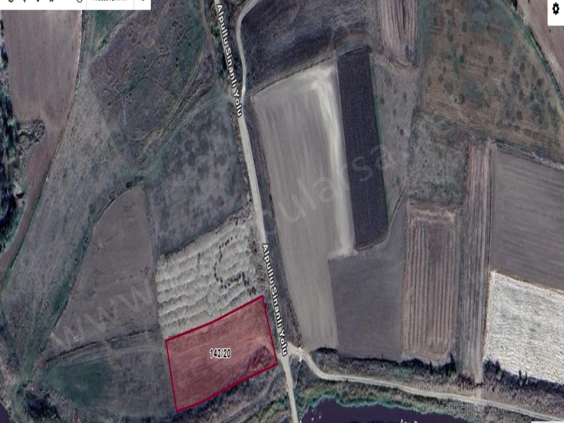 Kırklareli Babaeski Sinanlı Köyü Satılık Tarla , 4,121 M2 Müstakil Kadastro Yoluna Cephe 