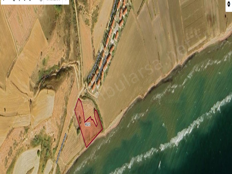 Çanakkale Gelibolu Bolayır Köyü Satılık Arsa , 1,423 m2 Denize Sıfır Hisseli 