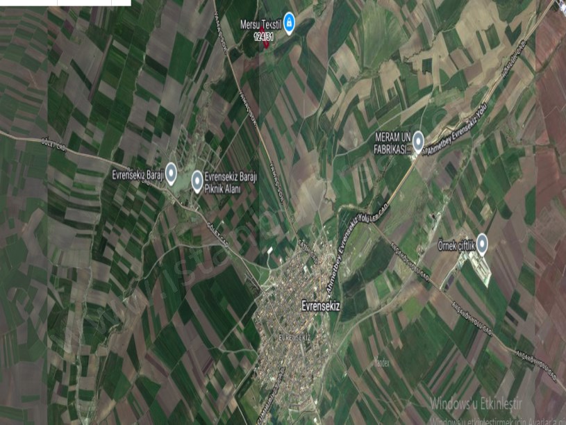 Kırklareli Lüleburgaz Evrensekiz Köyünde Satılık Arsa , 1,023 m2 Hisseli Yolu Var 