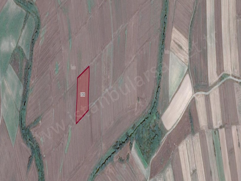 Edirne Uzunköprü Bayramlı Köyünde Satılık Arsa , 625 m2 Hisseli 