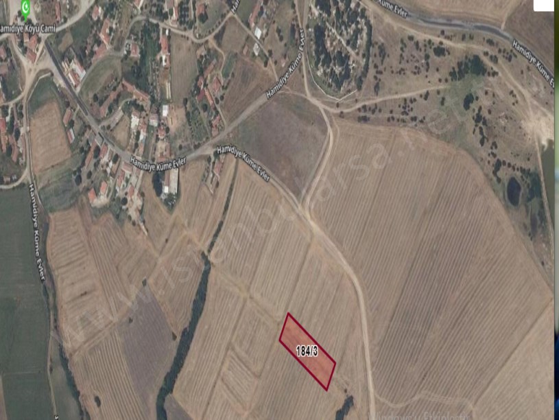 Edirne Uzunköprü Hamidiye Köyünde Satılık Tarla , 2,581 M2 Müstakil Yolu Var