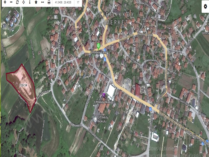 Çatalca Çiftlikköyde Satılık Arsa ,  271 M2 Çaplı Çevrili Yolu Var