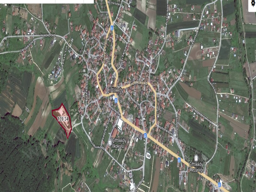 Çatalca Çiftlikköyde Satılık Arsa ,  271 M2 Çaplı Çevrili Yolu Var