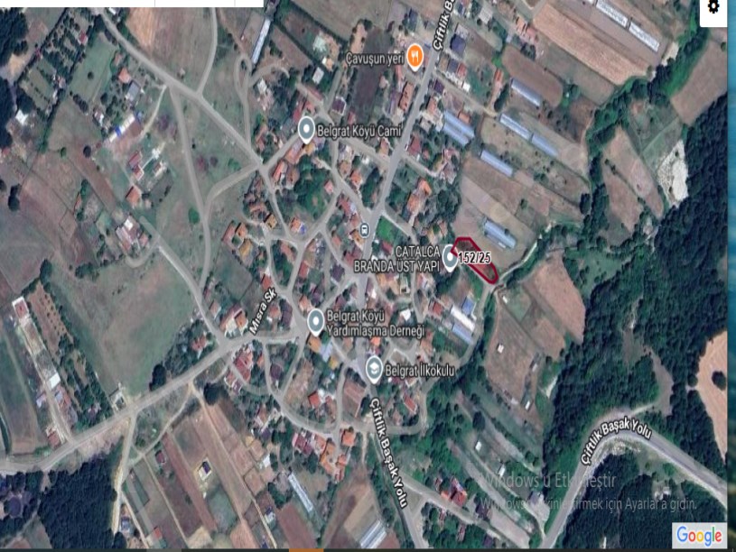 Çatalca Belgratta Satılık Arsa , 452 M2 Yolu Var Evlerin Yakını